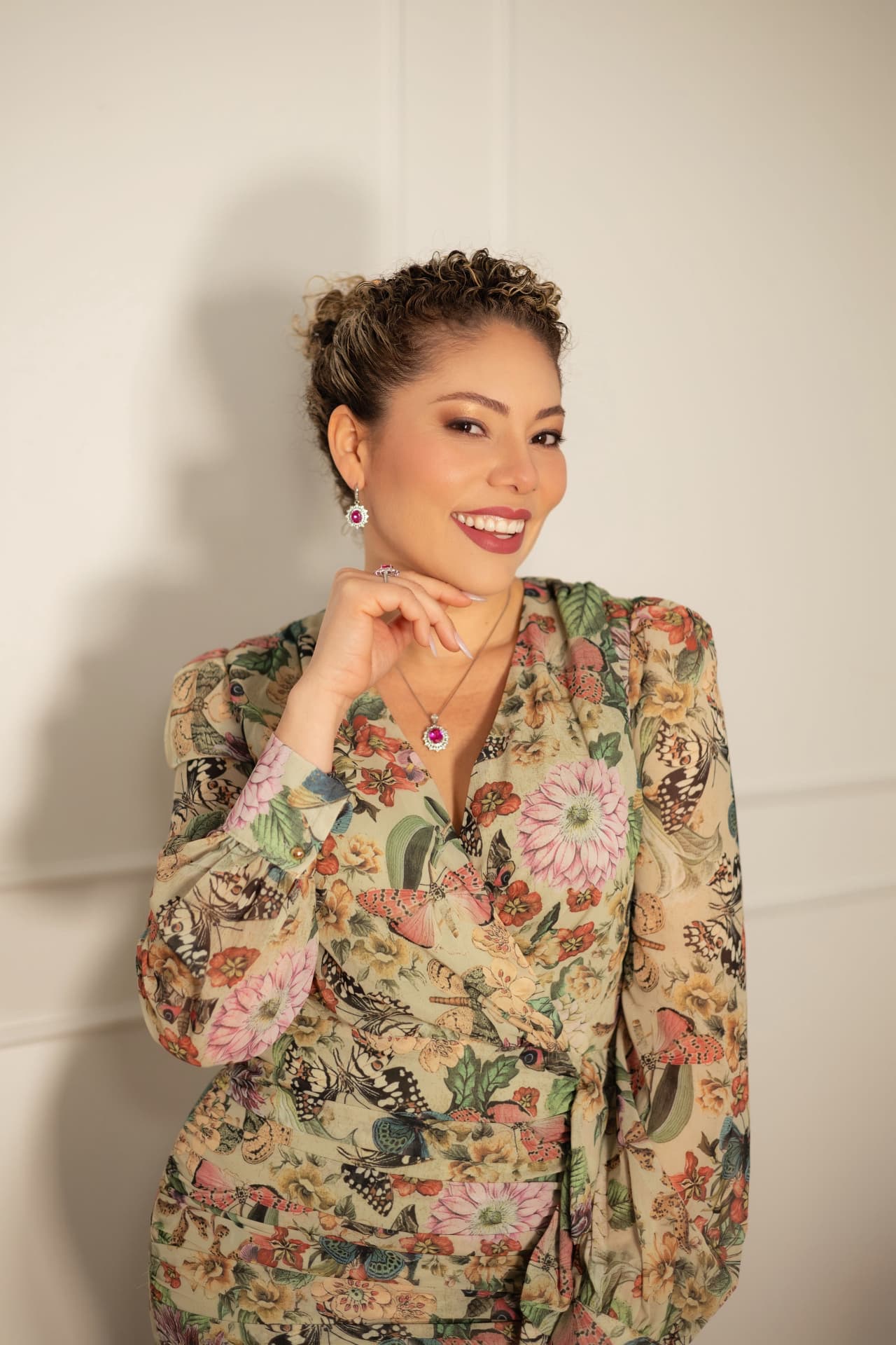 Lissiany, formadora da LG Beauty Academy